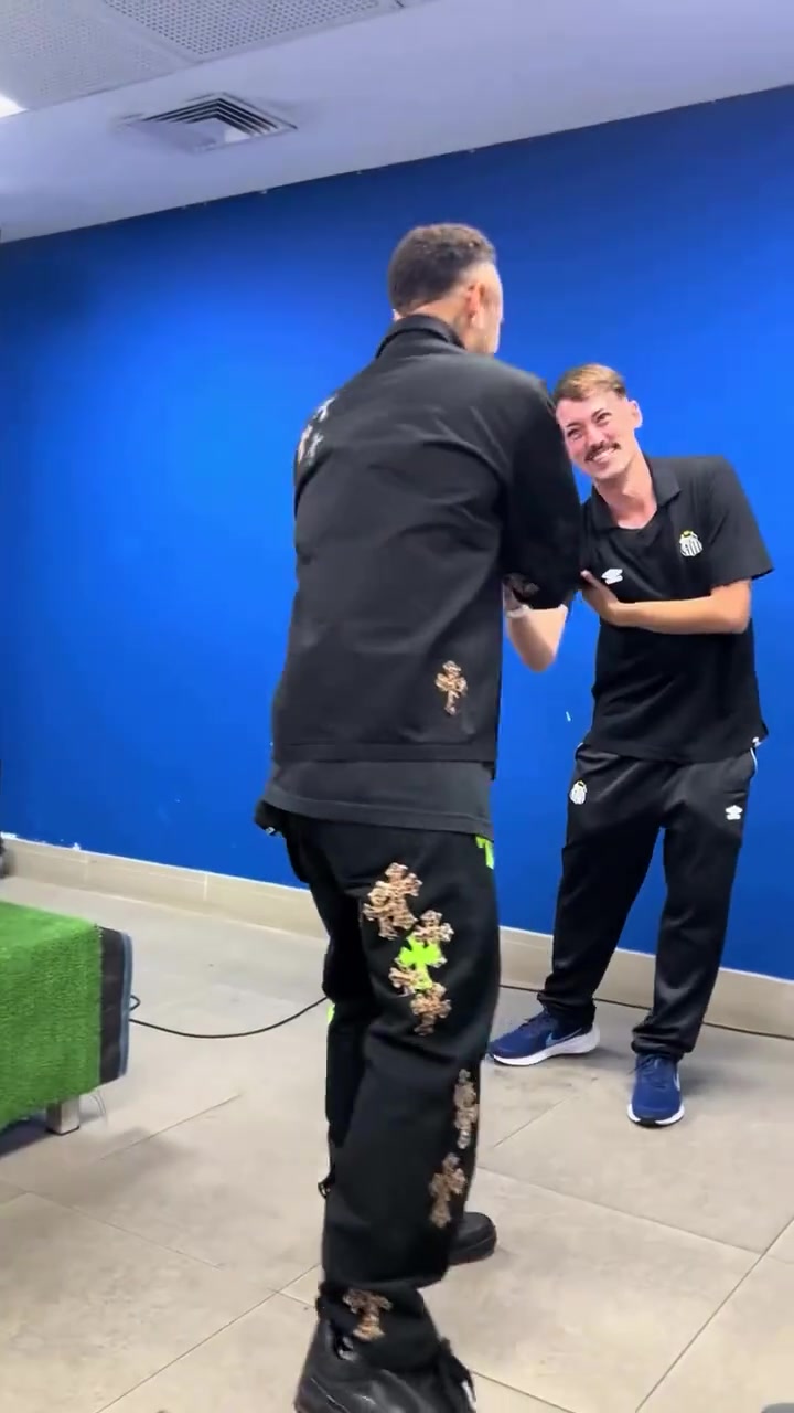 KAiyun Sports登录入口-阿森纳观众热烈欢呼！，内马尔迎来二十赛季出色发挥引发球迷热议的简单介绍