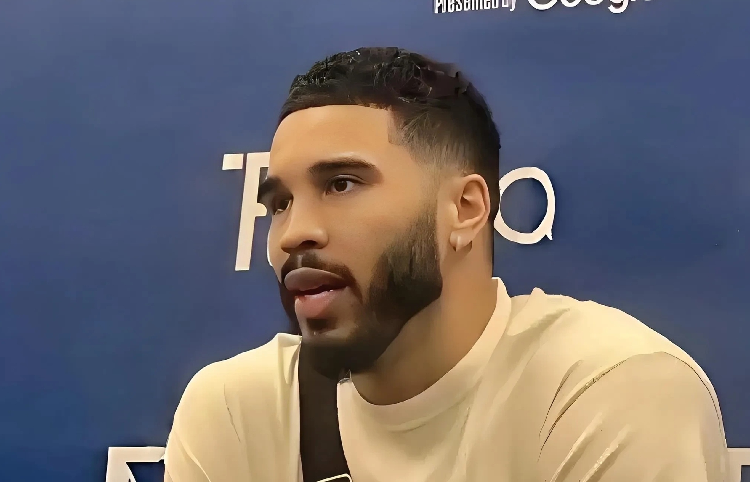 开云体育官方登录入口-塔图姆新星战术调整表现突出，公牛前途光明！全场沸腾不已(塔图姆隔扣詹姆斯是哪一场)